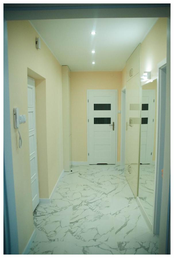 Color 24 Apartament III Stalowa Wola Kültér fotó